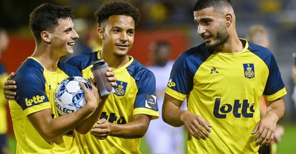 阿贾克斯迎欧联关键赛，国际比赛日外线爆发，震撼外界，阵容厚度经受考验(阿贾克斯中官网)-体育竞猜